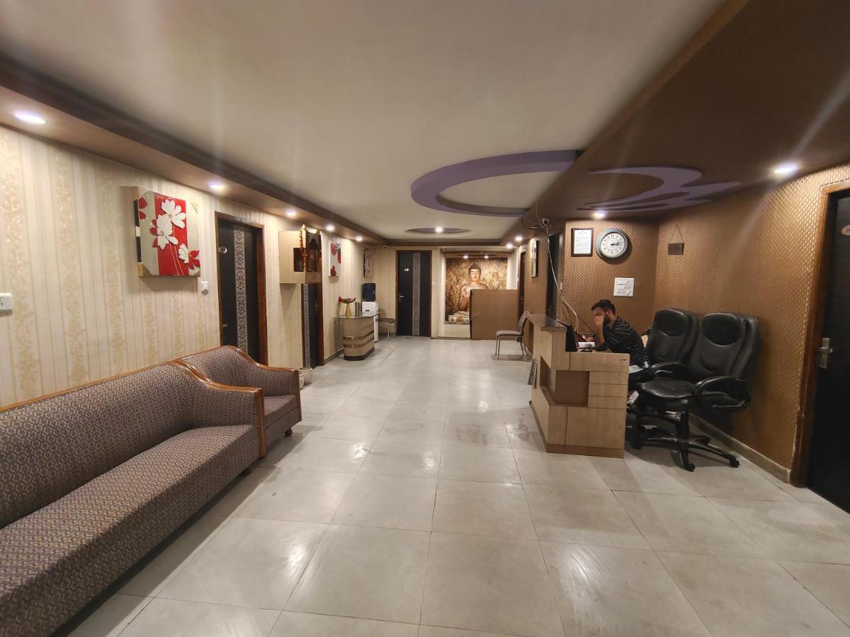 Mountain Zest-Simla Royale Near Mall Road-Free Pickup From Railway Station Simla Dış mekan fotoğraf